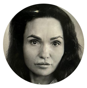 Vera Driessen headshot