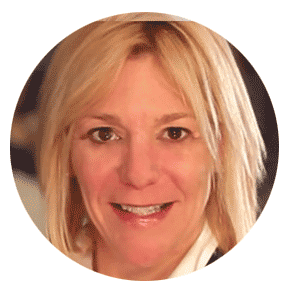 Robin Dubin Avram headshot