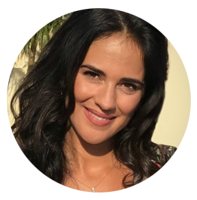 Naomi Firestone headshot